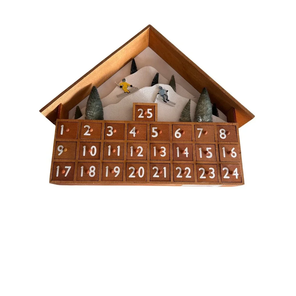 Williams Sonoma Wooden Ski Chalet Advent Calendar 25 Drawers Christmas‎ Decor